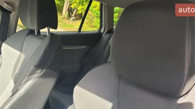 Шкода Enyaq iV 2021 в Сумах на Automoto.ua Белый Шкода Enyaq iV, объемом двигателя 0 л и пробегом 45 тыс. км за 23000 $, фото 8 на Automoto.ua