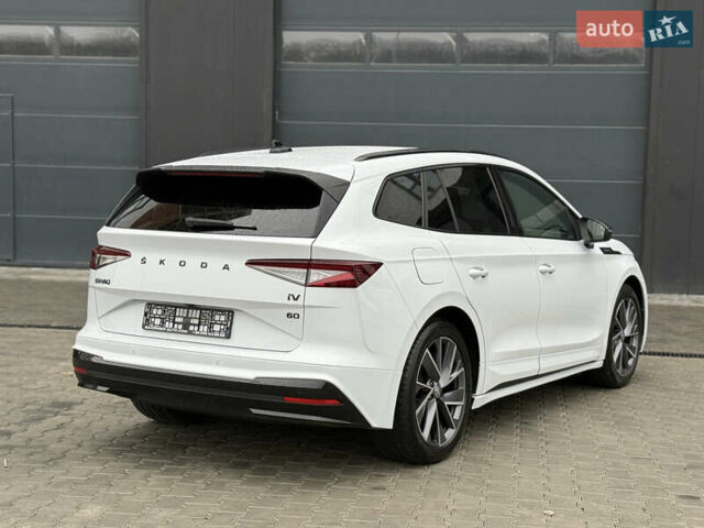 Білий Шкода Enyaq iV, об'ємом двигуна 0 л та пробігом 98 тис. км за 23600 $, фото 3 на Automoto.ua