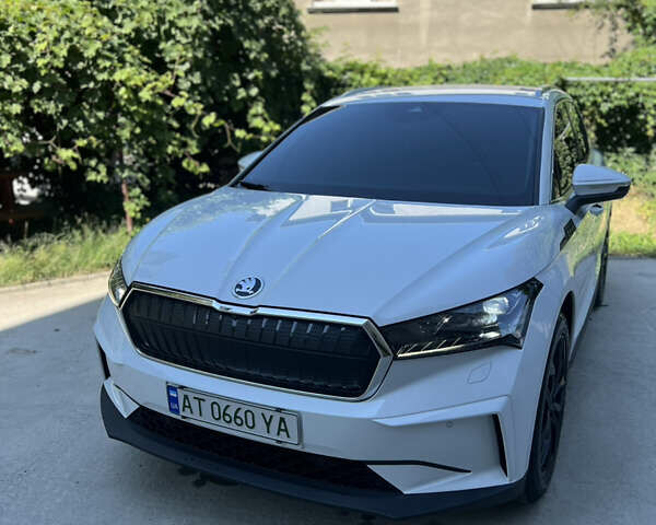 Білий Шкода Enyaq iV, об'ємом двигуна 0 л та пробігом 150 тис. км за 26300 $, фото 8 на Automoto.ua