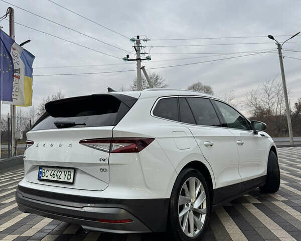 Белый Шкода Enyaq iV, объемом двигателя 0 л и пробегом 86 тыс. км за 23000 $, фото 8 на Automoto.ua