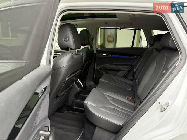 Білий Шкода Enyaq iV, об'ємом двигуна 0 л та пробігом 190 тис. км за 22700 $, фото 102 на Automoto.ua