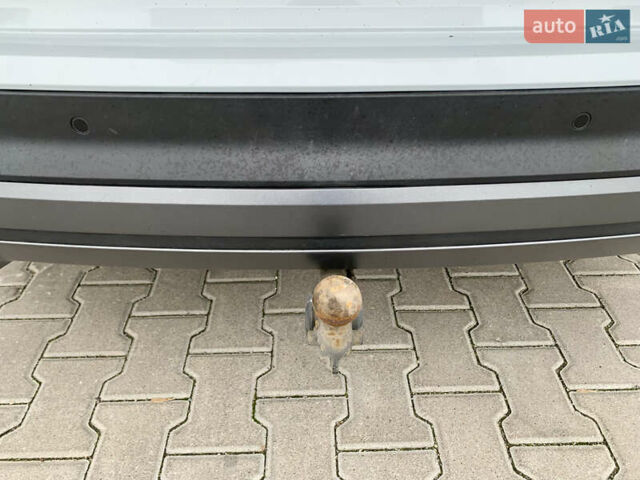 Білий Шкода Enyaq iV, об'ємом двигуна 0 л та пробігом 220 тис. км за 20700 $, фото 78 на Automoto.ua