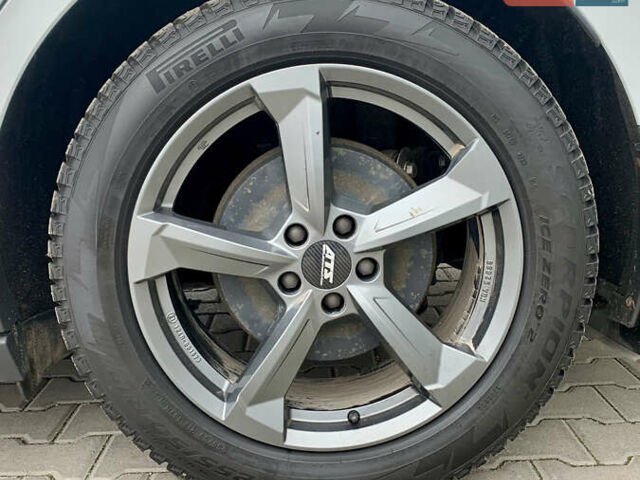 Білий Шкода Enyaq iV, об'ємом двигуна 0 л та пробігом 220 тис. км за 20700 $, фото 37 на Automoto.ua