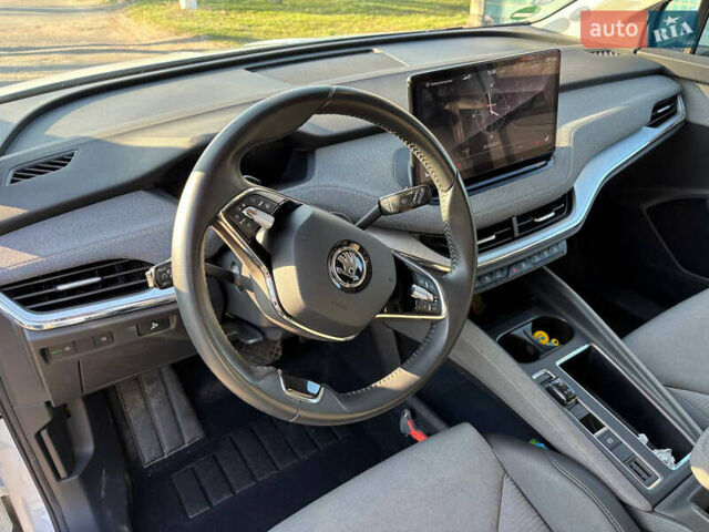 Білий Шкода Enyaq iV, об'ємом двигуна 0 л та пробігом 235 тис. км за 22000 $, фото 12 на Automoto.ua