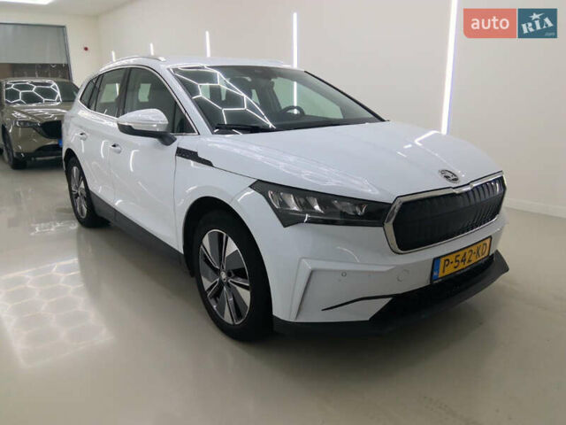 Білий Шкода Enyaq iV, об'ємом двигуна 0 л та пробігом 179 тис. км за 19900 $, фото 5 на Automoto.ua