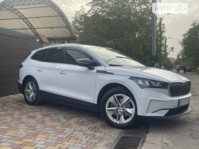 Білий Шкода Enyaq iV, об'ємом двигуна 0 л та пробігом 18 тис. км за 28900 $, фото 1 на Automoto.ua