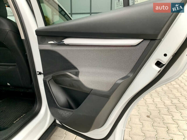 Білий Шкода Enyaq iV, об'ємом двигуна 0 л та пробігом 220 тис. км за 20700 $, фото 62 на Automoto.ua