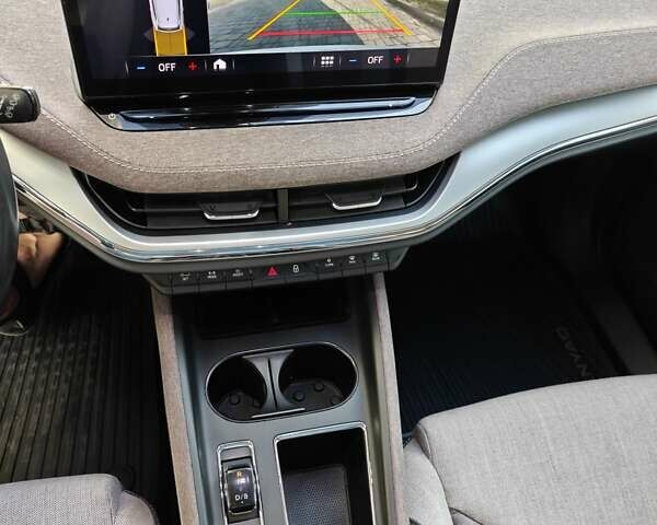 Білий Шкода Enyaq iV, об'ємом двигуна 0 л та пробігом 219 тис. км за 19999 $, фото 19 на Automoto.ua