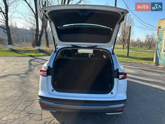 Білий Шкода Enyaq iV, об'ємом двигуна 0 л та пробігом 235 тис. км за 22000 $, фото 11 на Automoto.ua