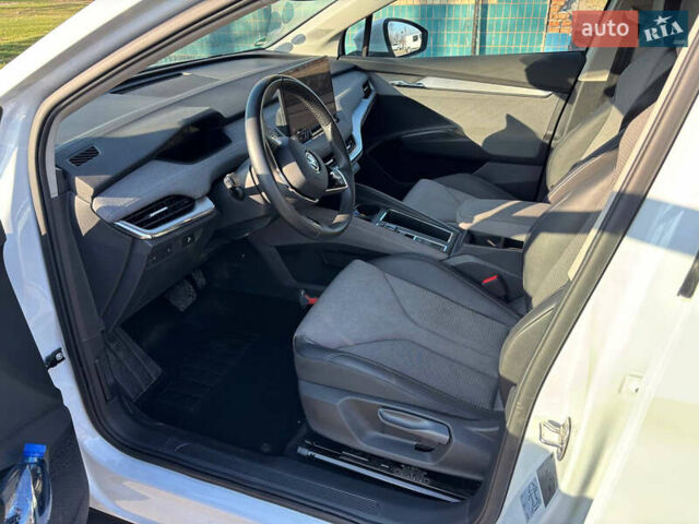 Білий Шкода Enyaq iV, об'ємом двигуна 0 л та пробігом 235 тис. км за 22000 $, фото 13 на Automoto.ua
