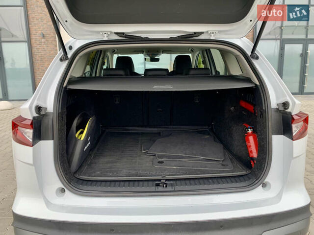 Білий Шкода Enyaq iV, об'ємом двигуна 0 л та пробігом 220 тис. км за 20700 $, фото 74 на Automoto.ua