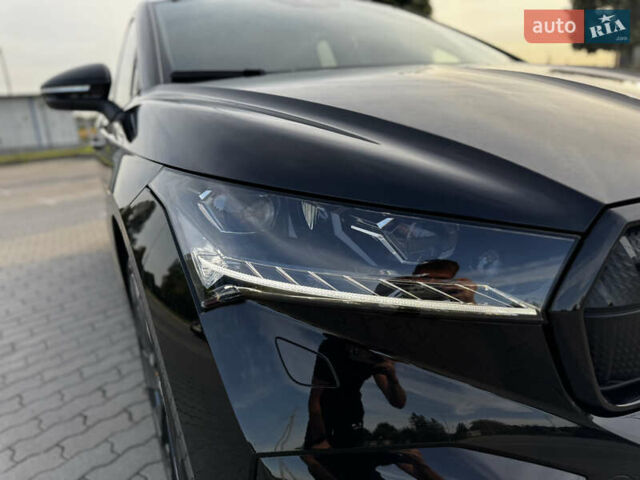 Черный Шкода Enyaq iV, объемом двигателя 0 л и пробегом 49 тыс. км за 28250 $, фото 64 на Automoto.ua