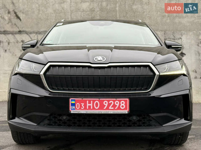 Черный Шкода Enyaq iV, объемом двигателя 0 л и пробегом 113 тыс. км за 27920 $, фото 4 на Automoto.ua