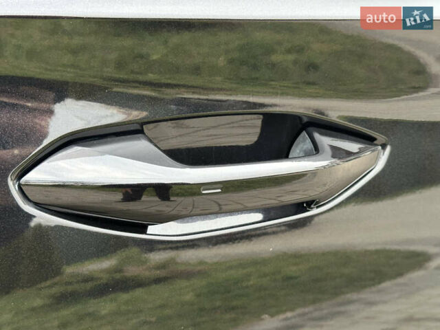 Чорний Шкода Enyaq iV, об'ємом двигуна 0 л та пробігом 150 тис. км за 24700 $, фото 7 на Automoto.ua