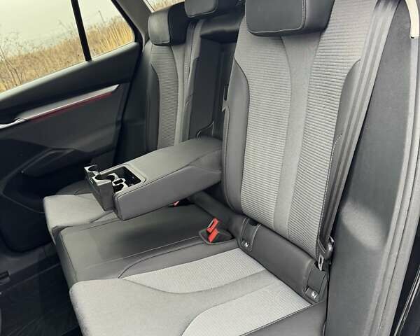 Черный Шкода Enyaq iV, объемом двигателя 0 л и пробегом 269 тыс. км за 16800 $, фото 53 на Automoto.ua