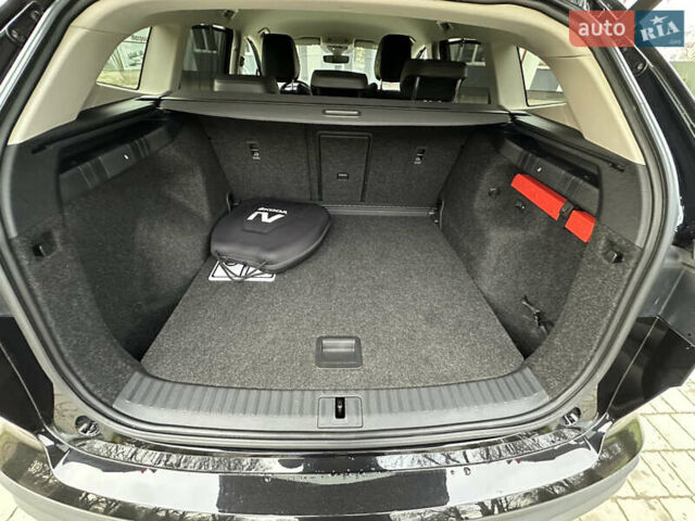 Чорний Шкода Enyaq iV, об'ємом двигуна 0 л та пробігом 150 тис. км за 24700 $, фото 30 на Automoto.ua