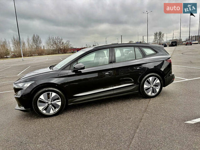 Черный Шкода Enyaq iV, объемом двигателя 0 л и пробегом 186 тыс. км за 18950 $, фото 8 на Automoto.ua