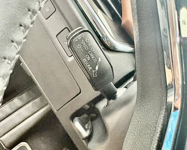 Черный Шкода Enyaq iV, объемом двигателя 0 л и пробегом 186 тыс. км за 18950 $, фото 34 на Automoto.ua