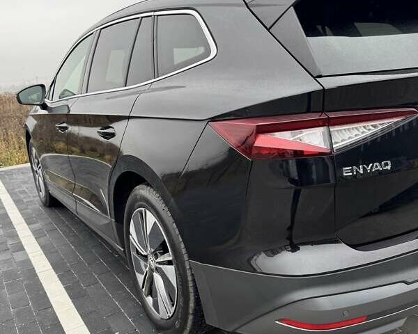 Черный Шкода Enyaq iV, объемом двигателя 0 л и пробегом 269 тыс. км за 16800 $, фото 13 на Automoto.ua