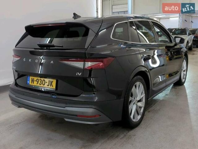 Черный Шкода Enyaq iV, объемом двигателя 0 л и пробегом 231 тыс. км за 18250 $, фото 35 на Automoto.ua