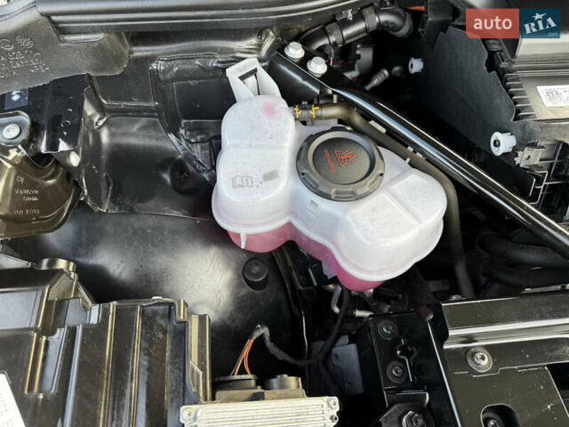 Черный Шкода Enyaq iV, объемом двигателя 0 л и пробегом 49 тыс. км за 28250 $, фото 71 на Automoto.ua