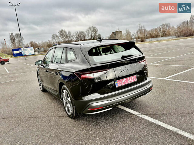 Черный Шкода Enyaq iV, объемом двигателя 0 л и пробегом 186 тыс. км за 18950 $, фото 10 на Automoto.ua