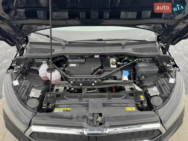 Черный Шкода Enyaq iV, объемом двигателя 0 л и пробегом 269 тыс. км за 16800 $, фото 80 на Automoto.ua