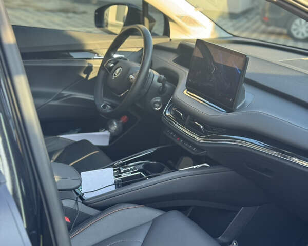 Черный Шкода Enyaq iV, объемом двигателя 0 л и пробегом 122 тыс. км за 24500 $, фото 4 на Automoto.ua