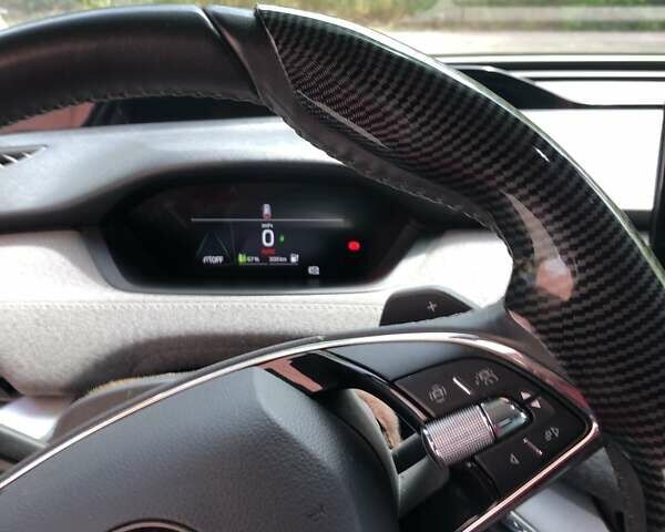 Шкода Enyaq iV 2021 в Николаеве на Automoto.ua Черный Шкода Enyaq iV, объемом двигателя 0 л и пробегом 87 тыс. км за 26500 $, фото 14 на Automoto.ua