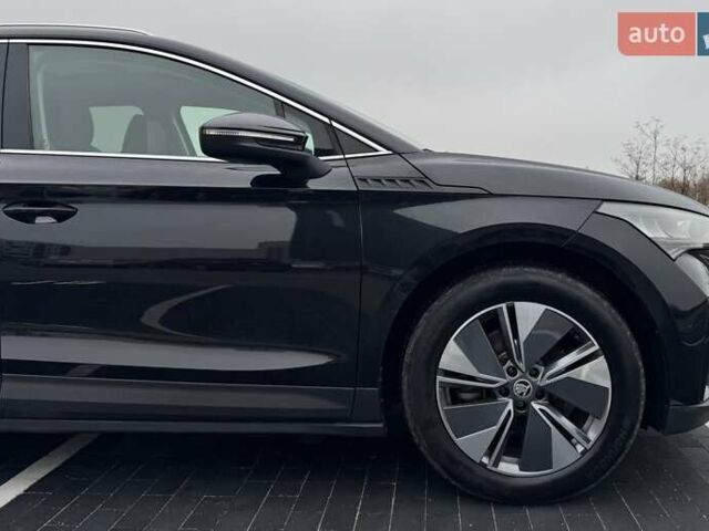 Черный Шкода Enyaq iV, объемом двигателя 0 л и пробегом 269 тыс. км за 16800 $, фото 21 на Automoto.ua