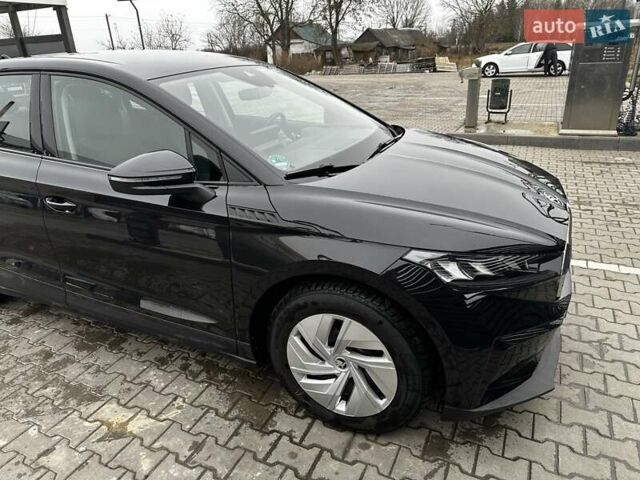 Черный Шкода Enyaq iV, объемом двигателя 0 л и пробегом 51 тыс. км за 21300 $, фото 9 на Automoto.ua