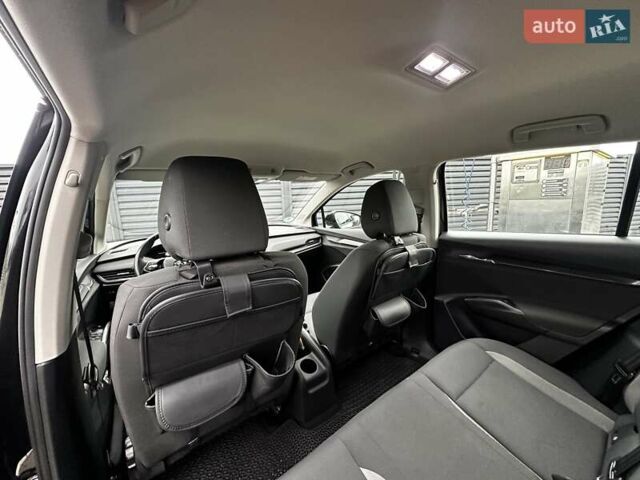 Черный Шкода Enyaq iV, объемом двигателя 0 л и пробегом 51 тыс. км за 21300 $, фото 24 на Automoto.ua