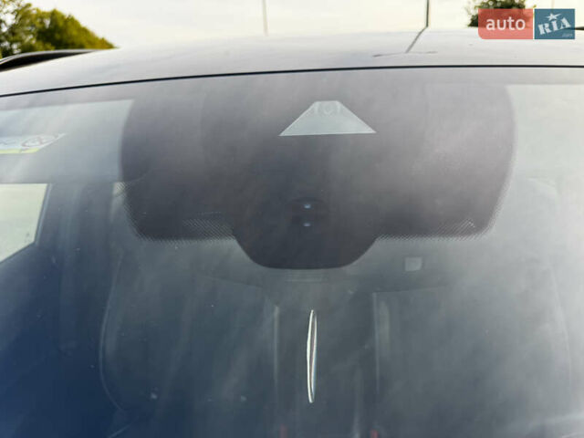 Черный Шкода Enyaq iV, объемом двигателя 0 л и пробегом 49 тыс. км за 28250 $, фото 66 на Automoto.ua