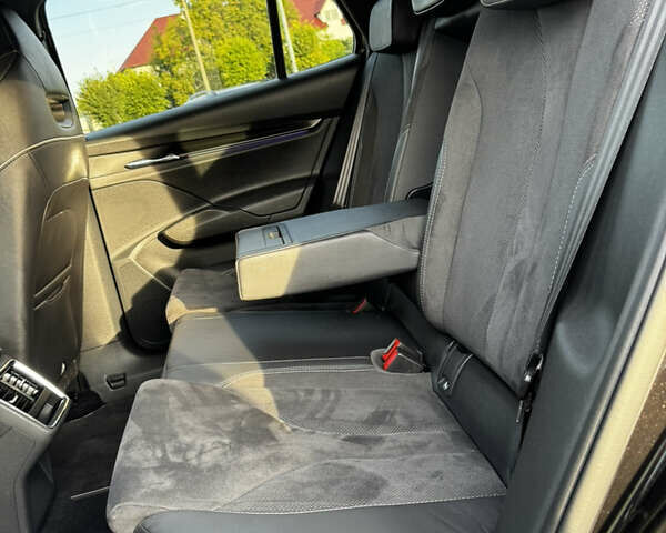 Черный Шкода Enyaq iV, объемом двигателя 0 л и пробегом 49 тыс. км за 28250 $, фото 104 на Automoto.ua