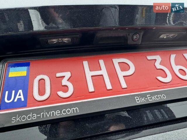 Черный Шкода Enyaq iV, объемом двигателя 0 л и пробегом 269 тыс. км за 16800 $, фото 26 на Automoto.ua