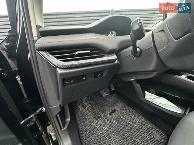 Черный Шкода Enyaq iV, объемом двигателя 0 л и пробегом 51 тыс. км за 21300 $, фото 27 на Automoto.ua