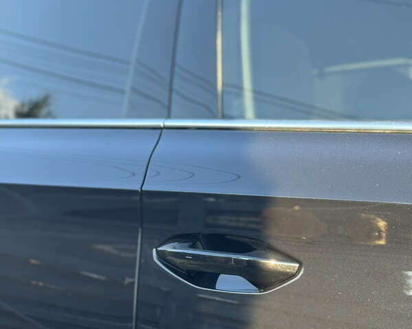 Черный Шкода Enyaq iV, объемом двигателя 0 л и пробегом 122 тыс. км за 24500 $, фото 7 на Automoto.ua