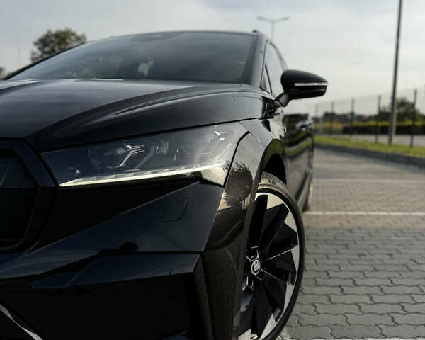 Черный Шкода Enyaq iV, объемом двигателя 0 л и пробегом 49 тыс. км за 28250 $, фото 13 на Automoto.ua