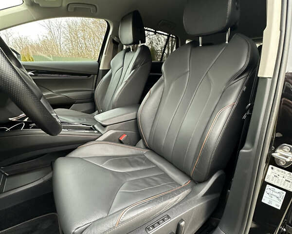 Чорний Шкода Enyaq iV, об'ємом двигуна 0 л та пробігом 150 тис. км за 24700 $, фото 10 на Automoto.ua