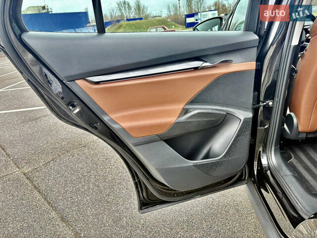 Черный Шкода Enyaq iV, объемом двигателя 0 л и пробегом 186 тыс. км за 18950 $, фото 33 на Automoto.ua