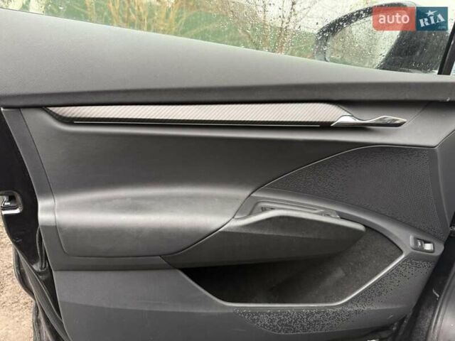 Чорний Шкода Enyaq iV, об'ємом двигуна 0 л та пробігом 164 тис. км за 13800 $, фото 7 на Automoto.ua