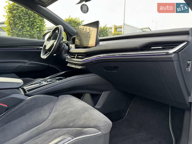 Черный Шкода Enyaq iV, объемом двигателя 0 л и пробегом 49 тыс. км за 28250 $, фото 124 на Automoto.ua