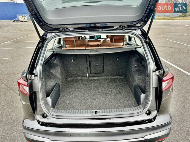 Черный Шкода Enyaq iV, объемом двигателя 0 л и пробегом 186 тыс. км за 18950 $, фото 36 на Automoto.ua