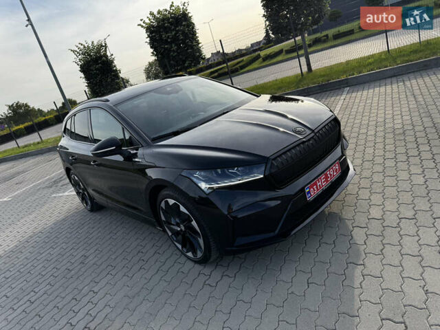 Черный Шкода Enyaq iV, объемом двигателя 0 л и пробегом 49 тыс. км за 28250 $, фото 61 на Automoto.ua