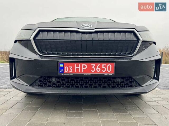 Черный Шкода Enyaq iV, объемом двигателя 0 л и пробегом 269 тыс. км за 16800 $, фото 8 на Automoto.ua