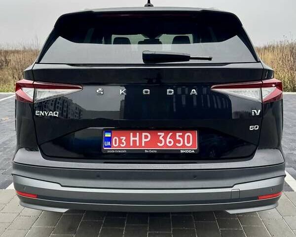 Черный Шкода Enyaq iV, объемом двигателя 0 л и пробегом 269 тыс. км за 16800 $, фото 7 на Automoto.ua