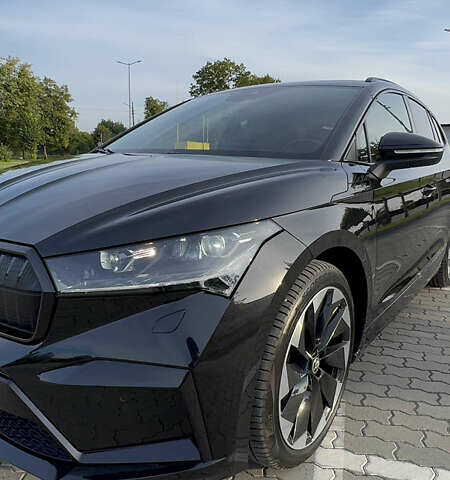 Черный Шкода Enyaq iV, объемом двигателя 0 л и пробегом 49 тыс. км за 28250 $, фото 138 на Automoto.ua