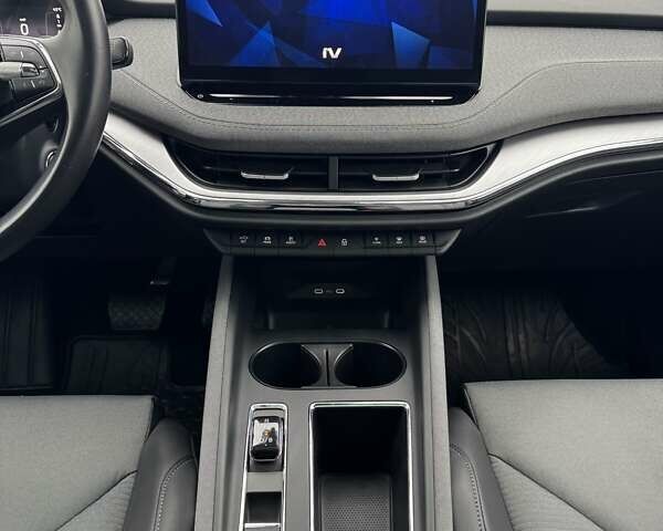 Черный Шкода Enyaq iV, объемом двигателя 0 л и пробегом 269 тыс. км за 16800 $, фото 47 на Automoto.ua