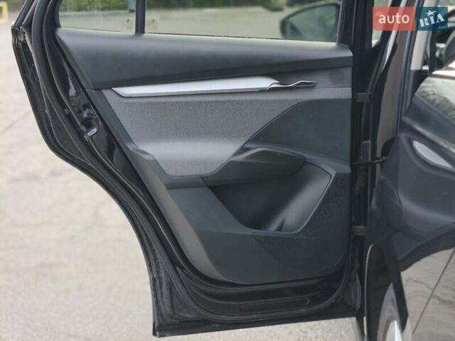 Черный Шкода Enyaq iV, объемом двигателя 0 л и пробегом 231 тыс. км за 18250 $, фото 22 на Automoto.ua