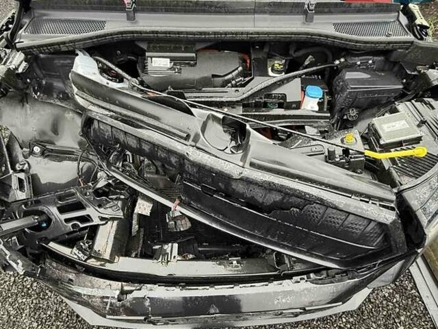 Чорний Шкода Enyaq iV, об'ємом двигуна 0 л та пробігом 164 тис. км за 13800 $, фото 1 на Automoto.ua